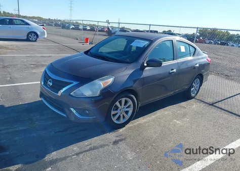 2015 Nissan Versa 1.6 Sl z USA, uszkodzony, nr VIN 3N1CN7APXFL885194